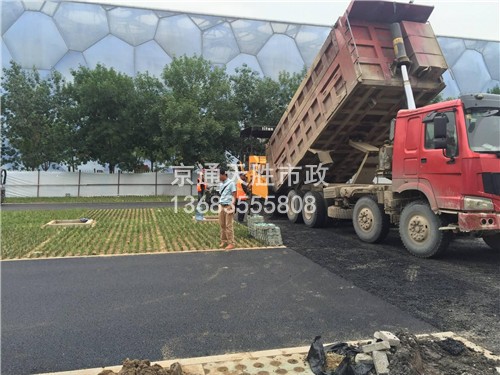 水立方生态停车场施工